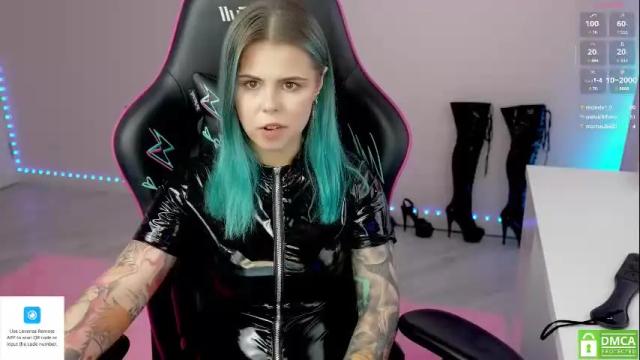 Image 11 of hellokittyalice Stream on Chaturbate on 17 days ago