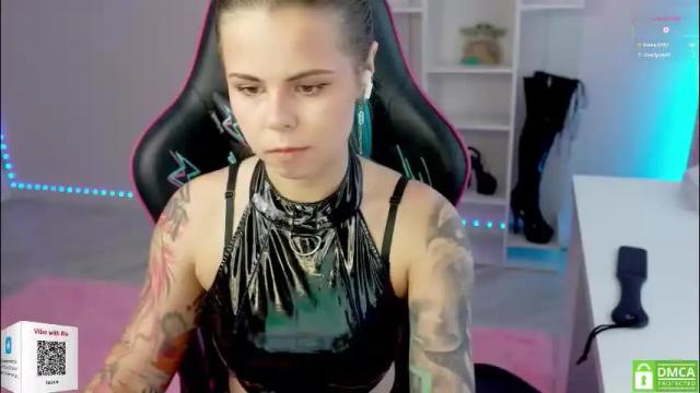 Image 4 of hellokittyalice Stream on Chaturbate on 2 months ago