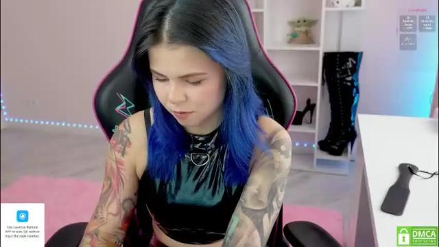 Image 2 of hellokittyalice Stream on Chaturbate on 1 month ago