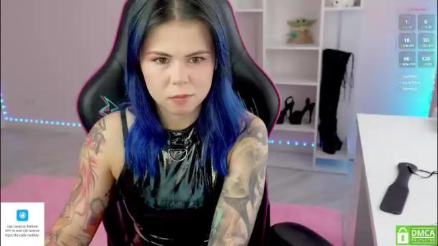 Image 6 of hellokittyalice Stream on Chaturbate on 1 month ago
