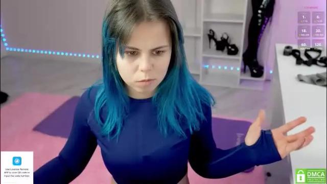 Image 8 of hellokittyalice Stream on Chaturbate on 22 days ago