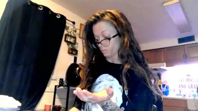 Image 7 of hellomisskitty420 Stream on Chaturbate on 12 months ago