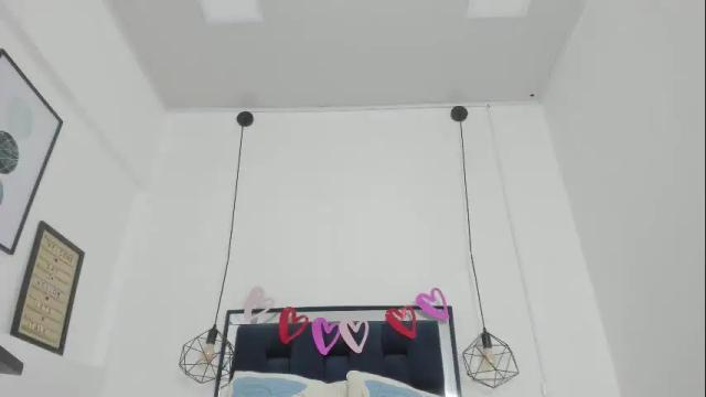 Image 11 of helmisc Stream on Chaturbate on 8 months ago