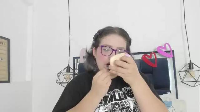 Image 4 of helmisc Stream on Chaturbate on 8 months ago