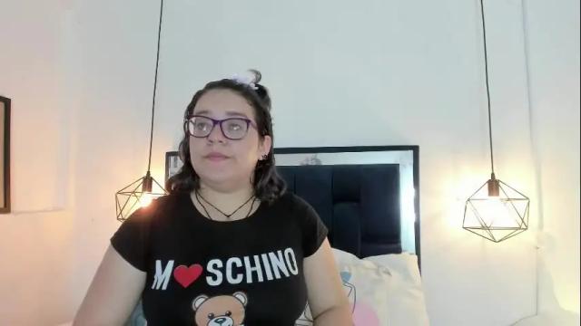 Image 6 of helmisc Stream on Chaturbate on 3 months ago