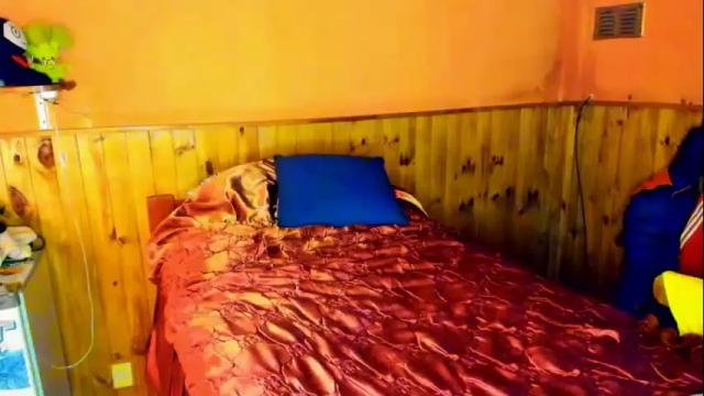 Image 2 of helokitkat Stream on Chaturbate on 4 days ago
