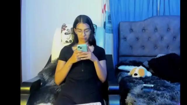 Image 2 of hemaa_ Stream on Chaturbate on 13 months ago