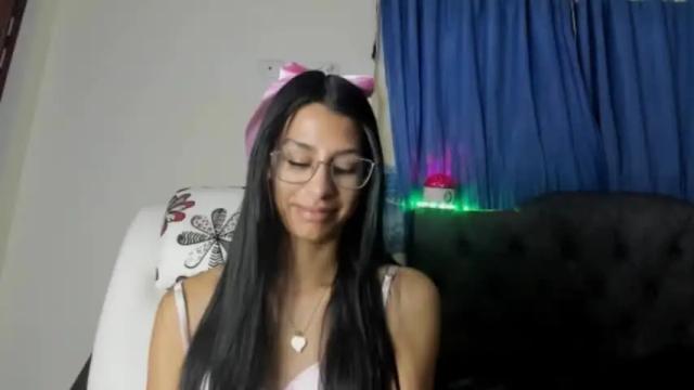 Image 4 of hemaa_ Stream on Chaturbate on 12 months ago
