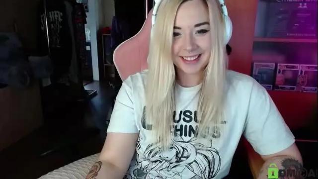Image 6 of henta1koi Stream on Chaturbate on 1 month ago