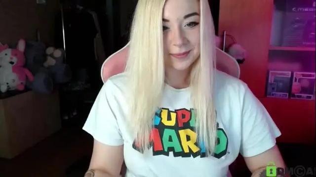 Image 12 of henta1koi Stream on Chaturbate on 20 days ago