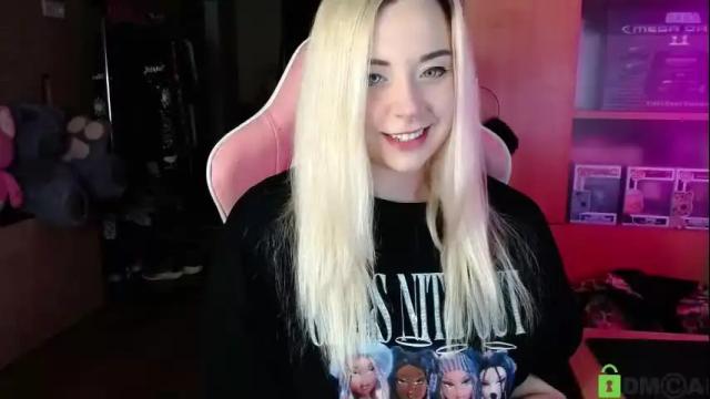 Thumbnail 1, henta1koi's Stream at Chaturbate, 15 days ago