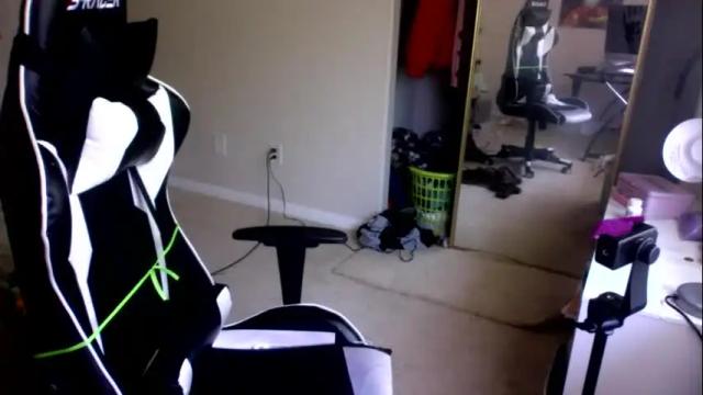 Image 4 of hentai_kittyxx Stream on Chaturbate on 21 days ago