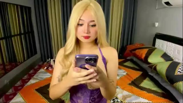 Image 3 of hentaisakuraa Stream on Chaturbate on 6 days ago