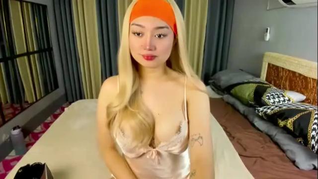 Image 7 of hentaisakuraa Stream on Chaturbate on 27 days ago