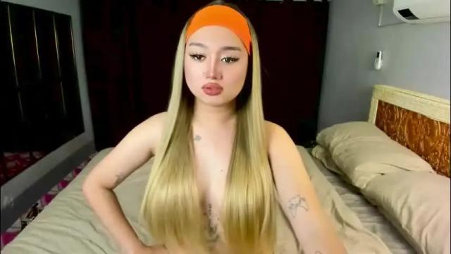 Image 2 of hentaisakuraa Stream on Chaturbate on 1 month ago