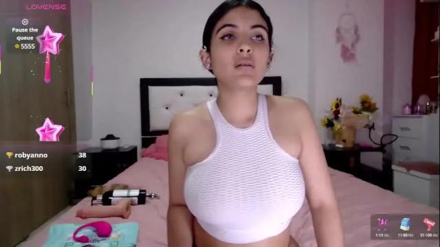 Image 3 of hera_elis Stream on Chaturbate on 8 months ago