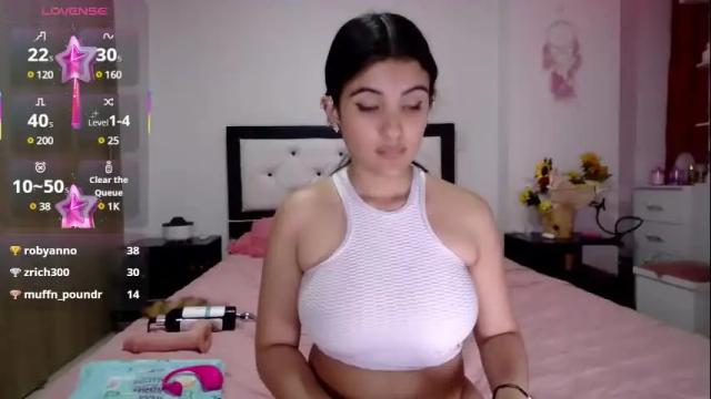 Image 4 of hera_elis Stream on Chaturbate on 8 months ago