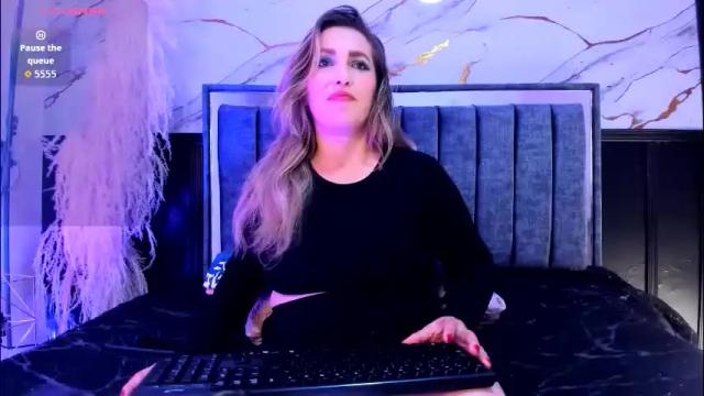 Image 4 of hera_godess Stream on Chaturbate on 1 month ago