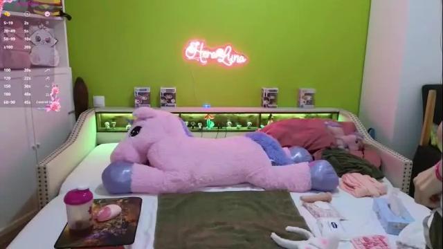 Image 3 of heraluna_ Stream on Chaturbate on 2 months ago