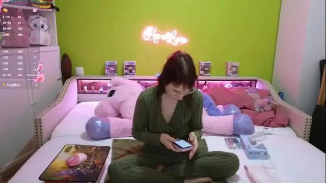 Image 11 of heraluna_ Stream on Chaturbate on 1 month ago