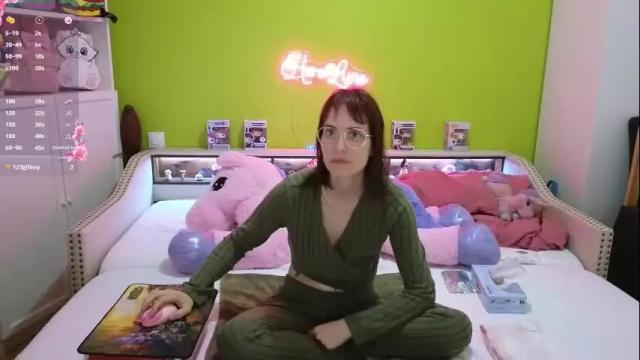 Image 12 of heraluna_ Stream on Chaturbate on 1 month ago
