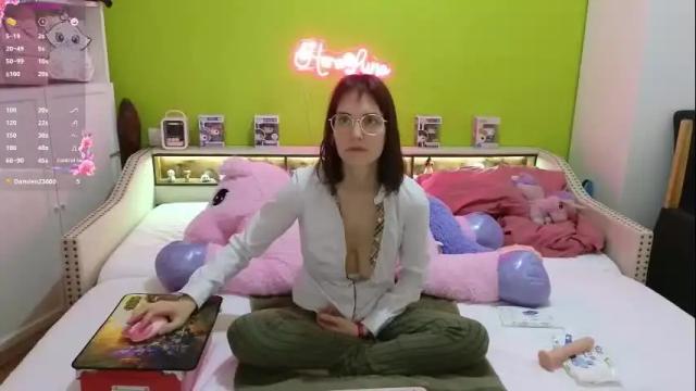 Image 6 of heraluna_ Stream on Chaturbate on 6 months ago