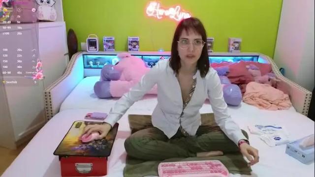 Image 4 of heraluna_ Stream on Chaturbate on 1 month ago