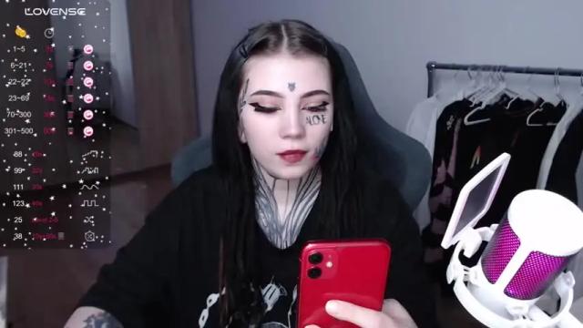 Image 11 of herbal_helpmepls Stream on Chaturbate on 14 months ago
