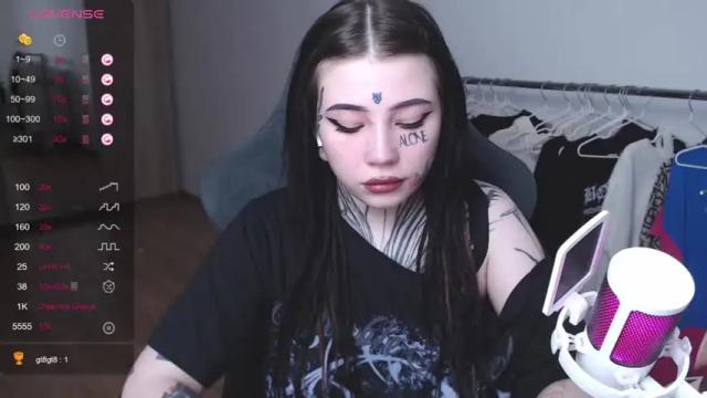 Image 8 of herbal_helpmepls Stream on Chaturbate on 13 months ago