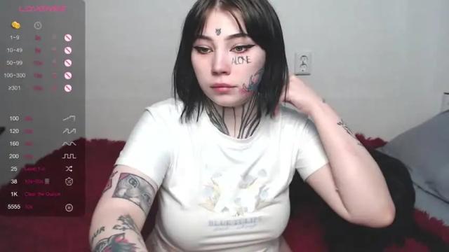 Image 3 of herbal_helpmepls Stream on Chaturbate on 12 months ago