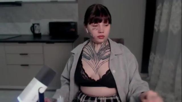 Image 11 of herbal_helpmepls Stream on Chaturbate on 24 days ago