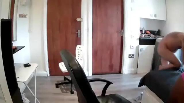 Image 2 of hereheretherethere Stream on Chaturbate on 19 months ago