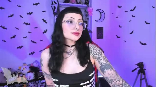 Image 3 of herinfernalmajesty Stream on Chaturbate on 1 month ago