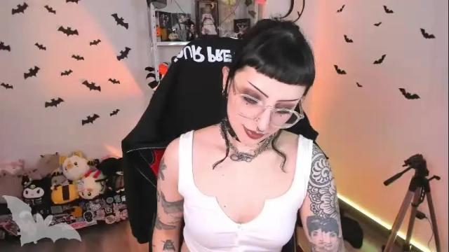 Image 11 of herinfernalmajesty Stream on Chaturbate on 1 month ago