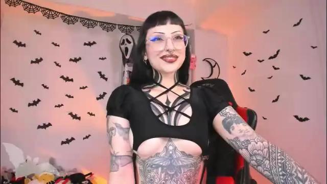 Image 10 of herinfernalmajesty Stream on Chaturbate on 3 months ago