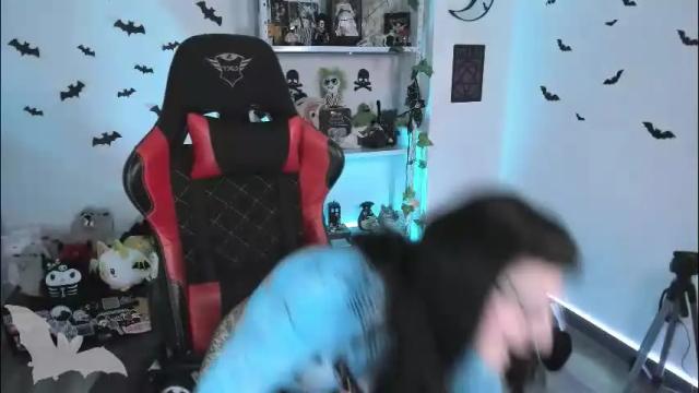 Image 3 of herinfernalmajesty Stream on Chaturbate on 2 months ago