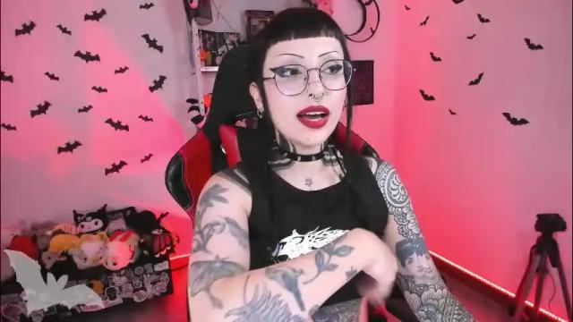 Image 12 of herinfernalmajesty Stream on Chaturbate on 1 month ago