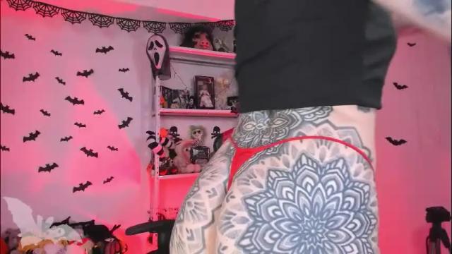 Image 4 of herinfernalmajesty Stream on Chaturbate on 1 month ago