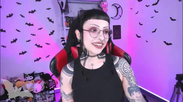 Image 4 of herinfernalmajesty Stream on Chaturbate on 1 month ago