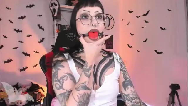 Image 6 of herinfernalmajesty Stream on Chaturbate on 1 month ago