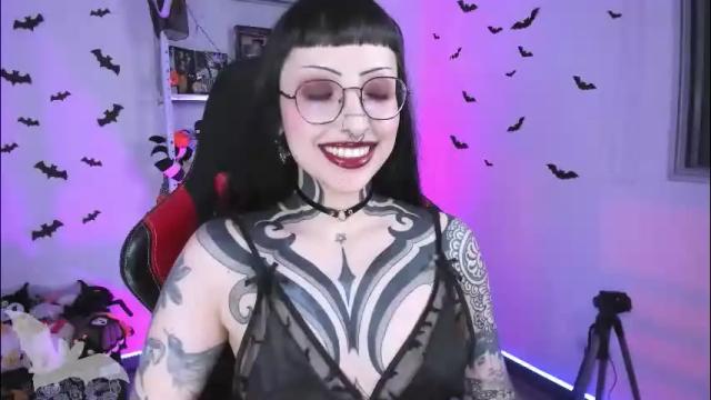 Image 11 of herinfernalmajesty Stream on Chaturbate on 29 days ago