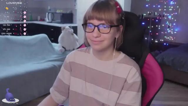 Image 6 of hermione_h Stream on Chaturbate on 15 months ago