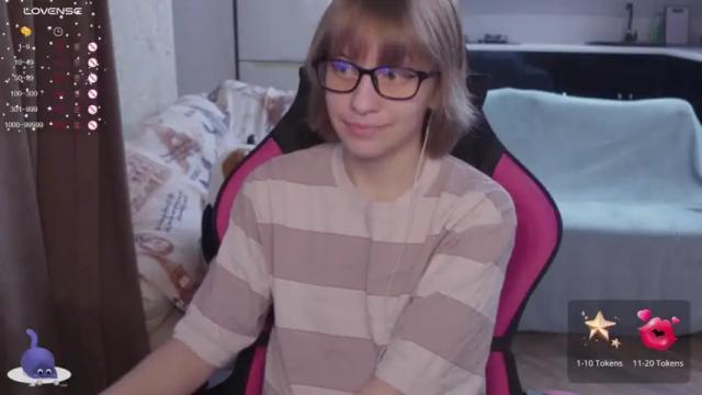Image 10 of hermione_h Stream on Chaturbate on 15 months ago