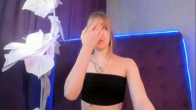 Image 7 of hermione_reid Stream on Chaturbate on 9 days ago
