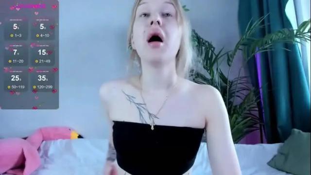 Image 2 of hermione_reid Stream on Chaturbate on 7 days ago