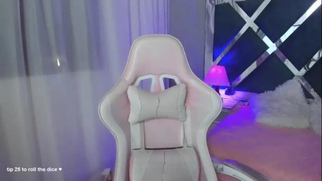 Image 11 of hermoniie Stream on Chaturbate on 2 months ago