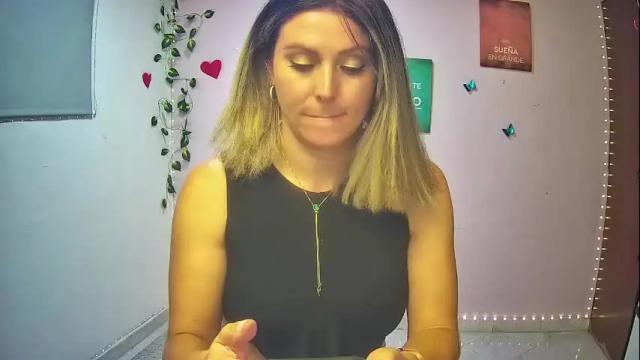 Image 10 of hestesiaxx Stream on Chaturbate on 1 month ago