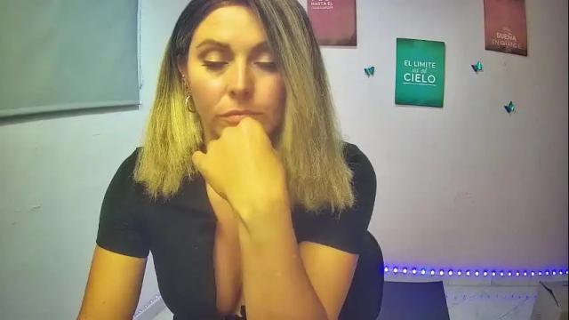 Image 10 of hestesiaxx Stream on Chaturbate on 1 month ago