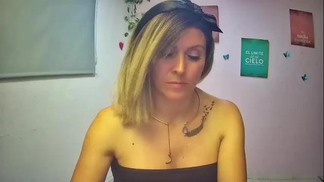 Image 3 of hestesiaxx Stream on Chaturbate on 1 month ago