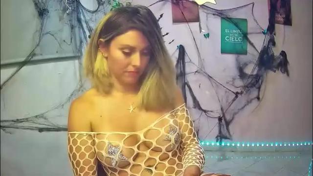 Image 8 of hestesiaxx Stream on Chaturbate on 8 days ago